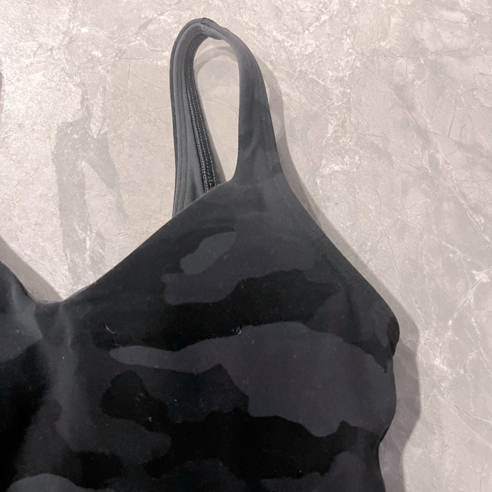 Lululemon Athletica Sports Bra - Picture 2 of 4